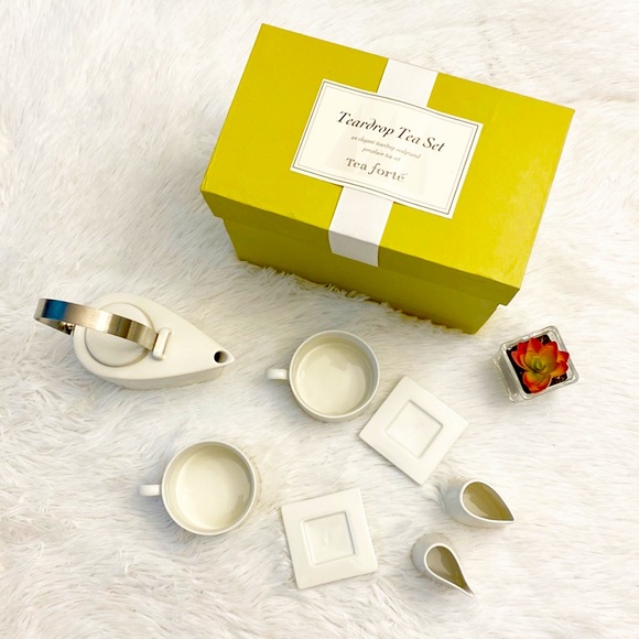 tea forte Other - NIB Tea Forte | Teardrop 7 piece porcelain tea set white